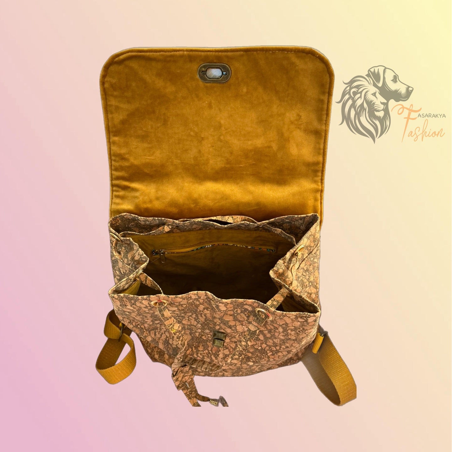 City Rucksack aus Korkstoff mit goldenen Datails & Samtfutter, City Backpack.